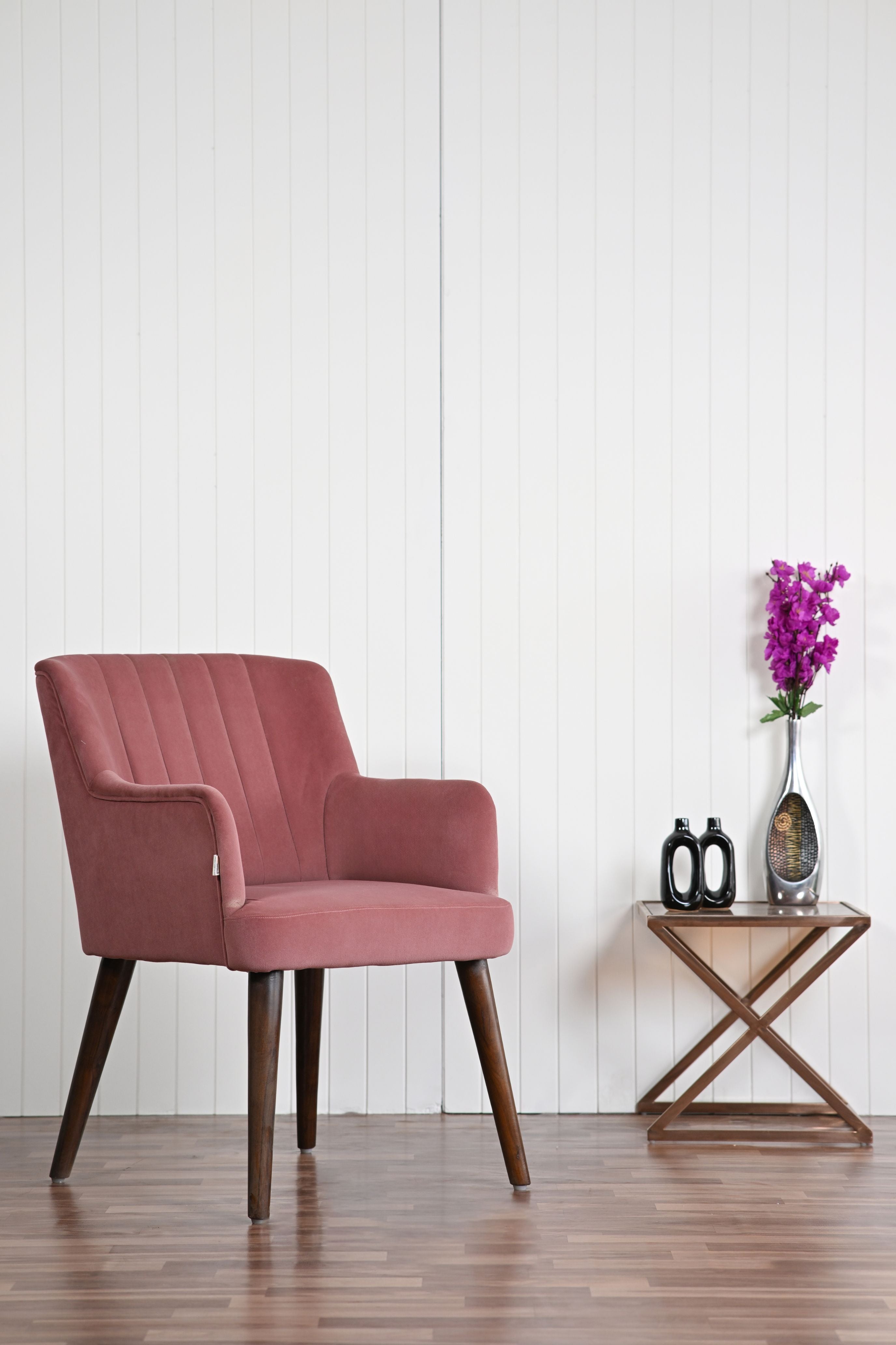 Clam Shell Suede Fabric Arm Chair